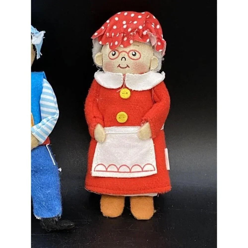 4 Target Wondershop Felt Goldilocks Bear Construction Worker Pirate Grandma
